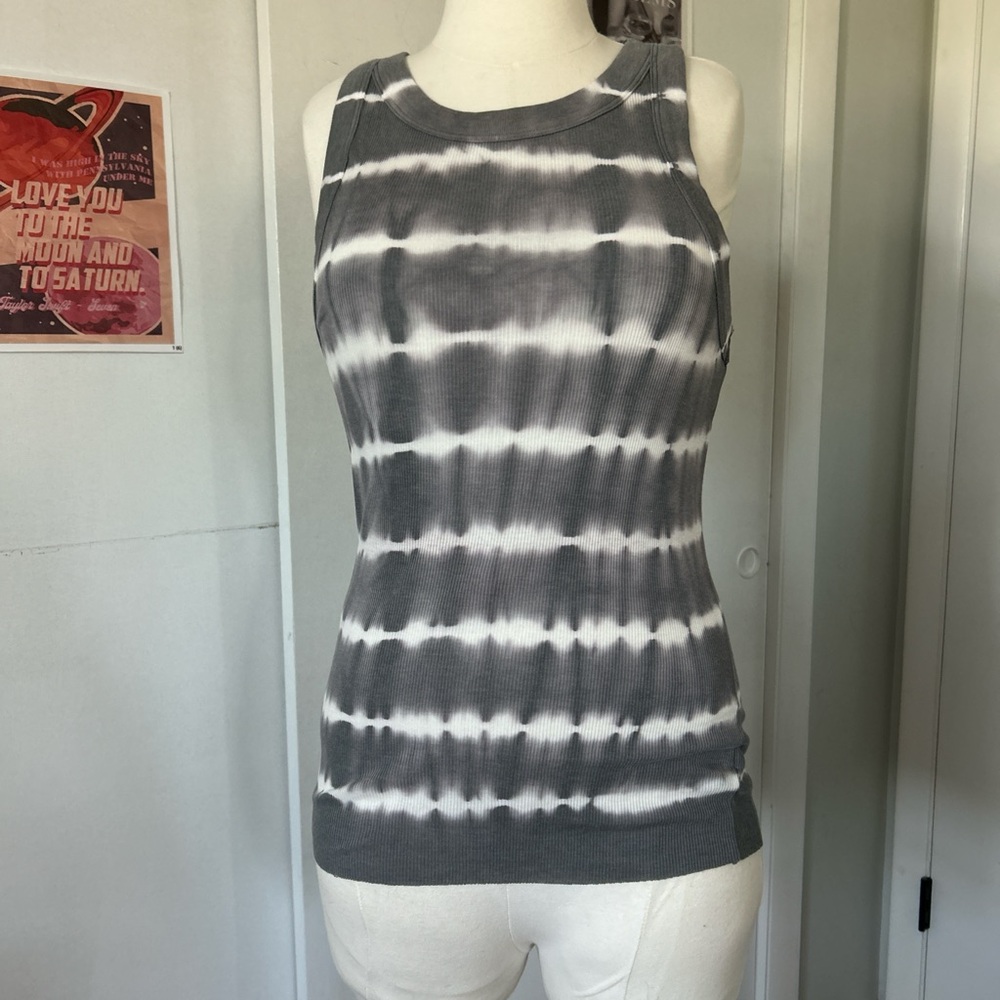 Aerie Gray and White Fitted Sleeveless Tank Top